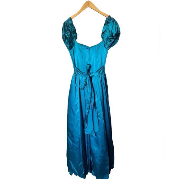 1960s Gunne Sax Romantic Renaissance Bridal Collection Tooled Satin Dress - Picture 5 of 11